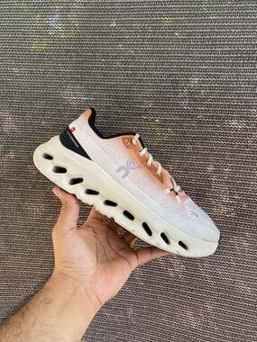 On Cloudtilt Women's Running Shoes in Ivory Almond US 8.5